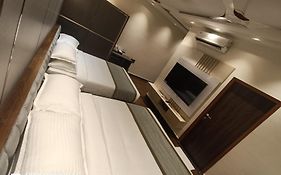 Silver Cloud Ξενοδοχείο 4*